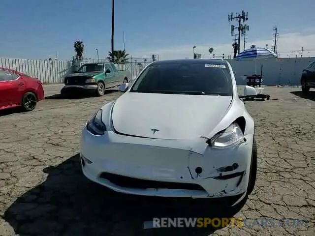 11 Photograph of a damaged car 5YJYGDEEXMF146617 TESLA MODEL Y 2021