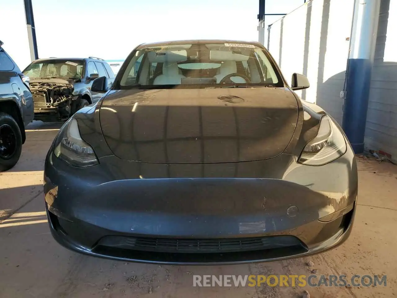 5 Photograph of a damaged car 5YJYGDEEXMF151557 TESLA MODEL Y 2021