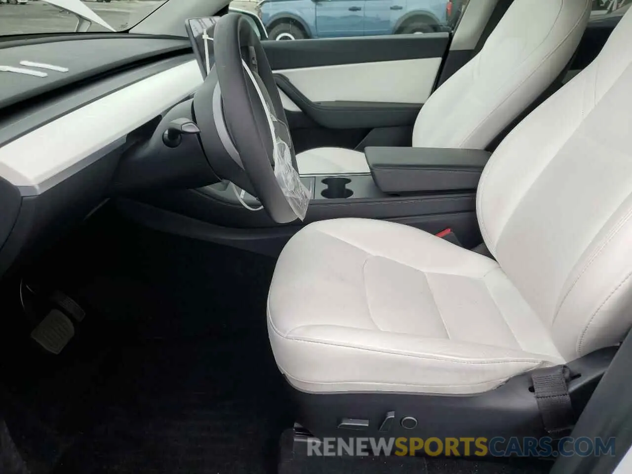 7 Photograph of a damaged car 5YJYGDEEXMF151686 TESLA MODEL Y 2021