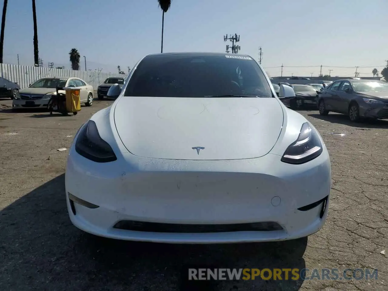 5 Photograph of a damaged car 5YJYGDEEXMF158864 TESLA MODEL Y 2021
