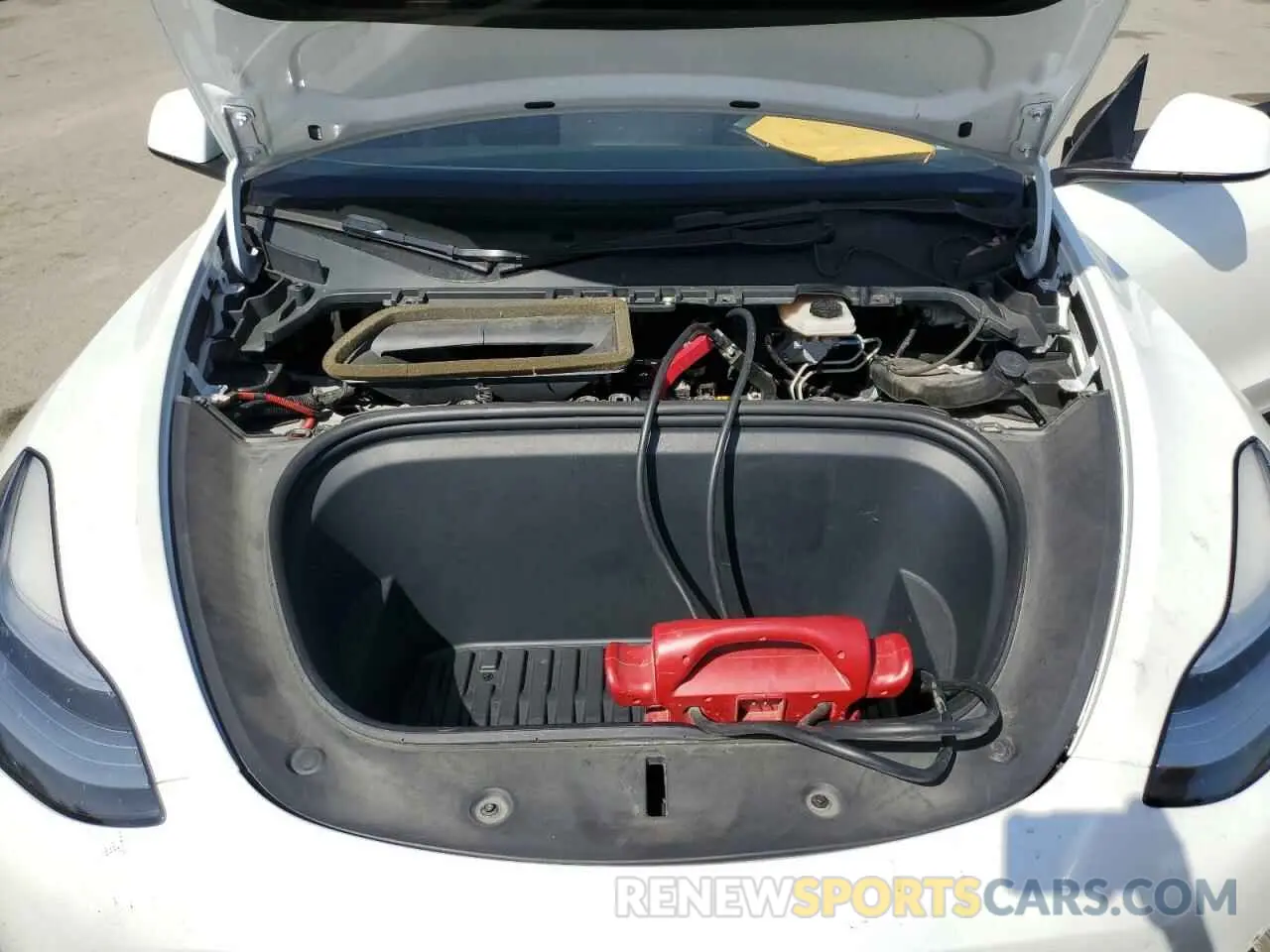 12 Photograph of a damaged car 5YJYGDEEXMF161280 TESLA MODEL Y 2021