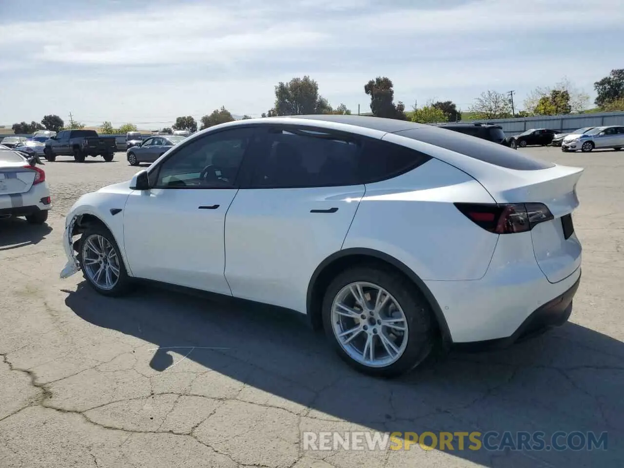 2 Photograph of a damaged car 5YJYGDEEXMF161280 TESLA MODEL Y 2021