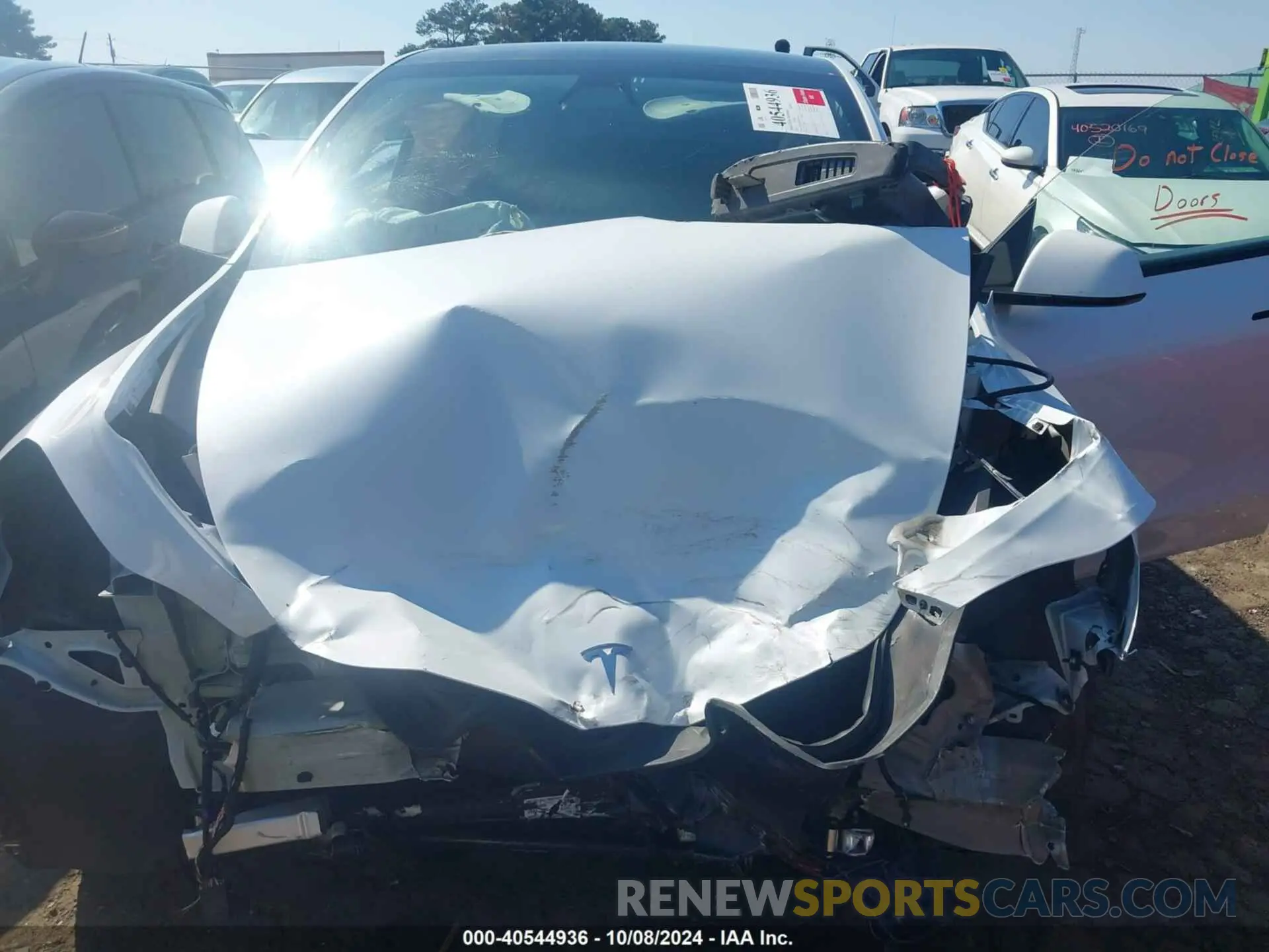 10 Photograph of a damaged car 5YJYGDEEXMF174854 TESLA MODEL Y 2021
