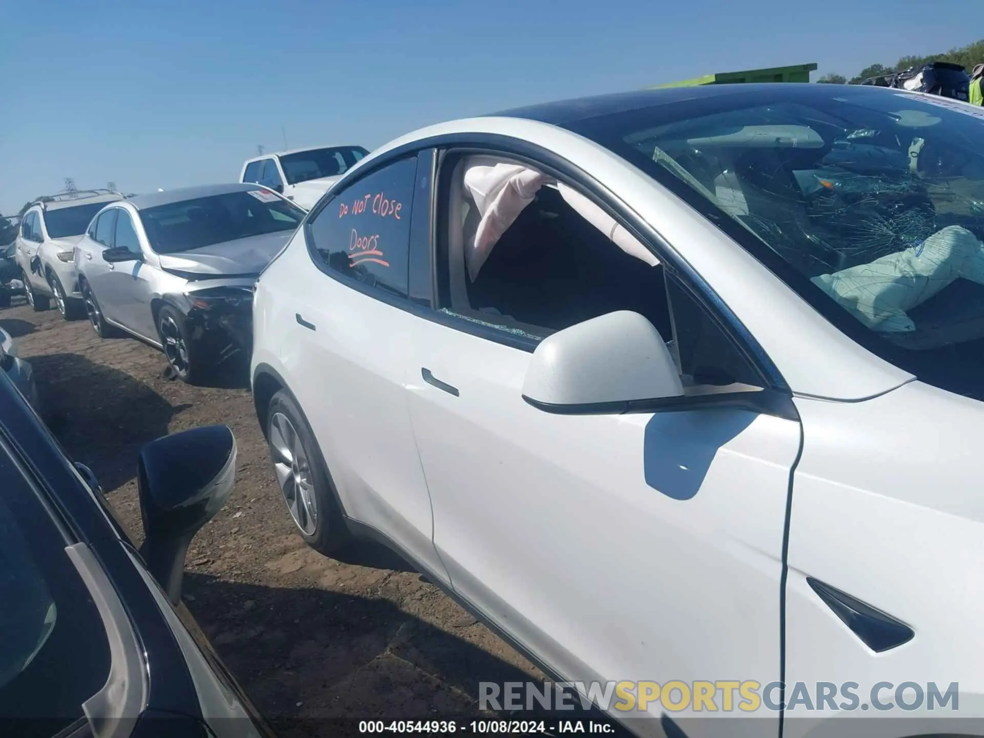 13 Photograph of a damaged car 5YJYGDEEXMF174854 TESLA MODEL Y 2021