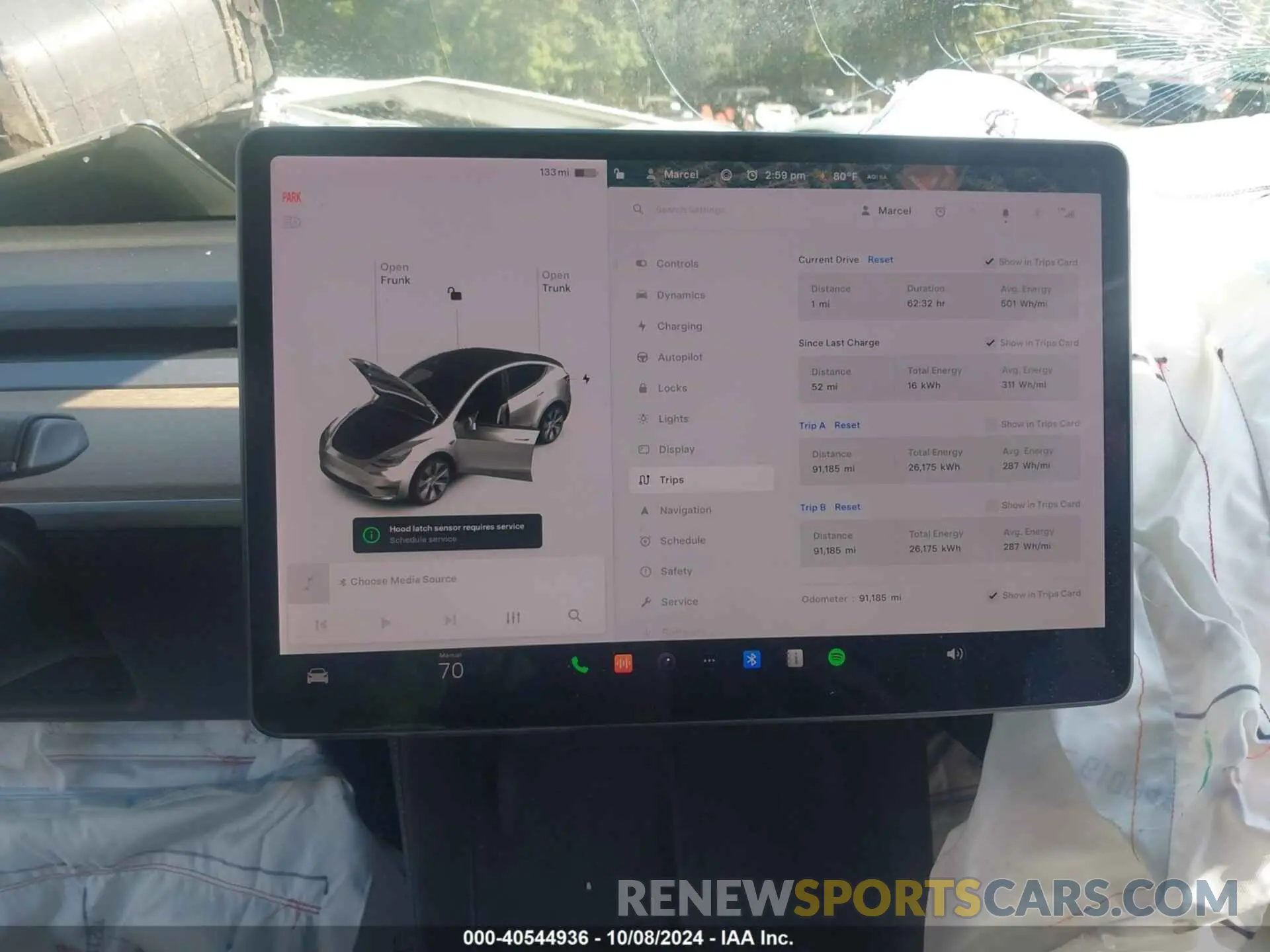 18 Photograph of a damaged car 5YJYGDEEXMF174854 TESLA MODEL Y 2021