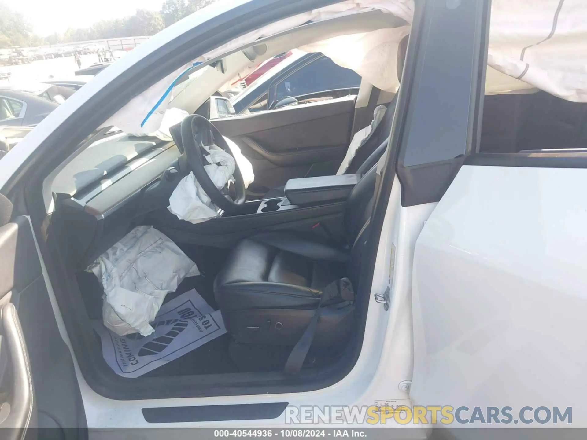 5 Photograph of a damaged car 5YJYGDEEXMF174854 TESLA MODEL Y 2021