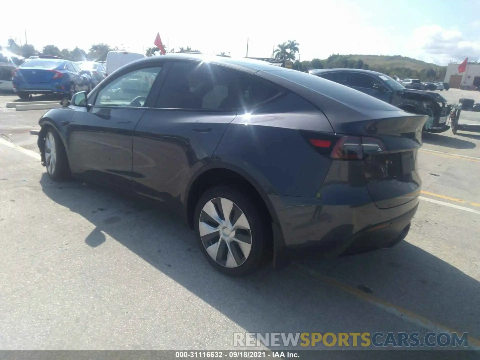 3 Photograph of a damaged car 5YJYGDEEXMF176894 TESLA MODEL Y 2021