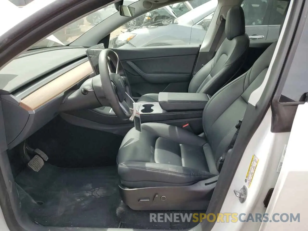 7 Photograph of a damaged car 5YJYGDEEXMF183828 TESLA MODEL Y 2021