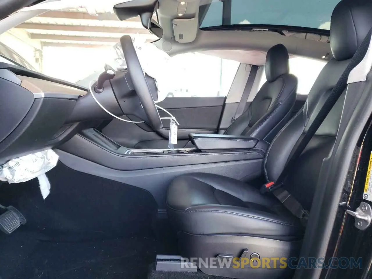12 Photograph of a damaged car 5YJYGDEEXMF207223 TESLA MODEL Y 2021