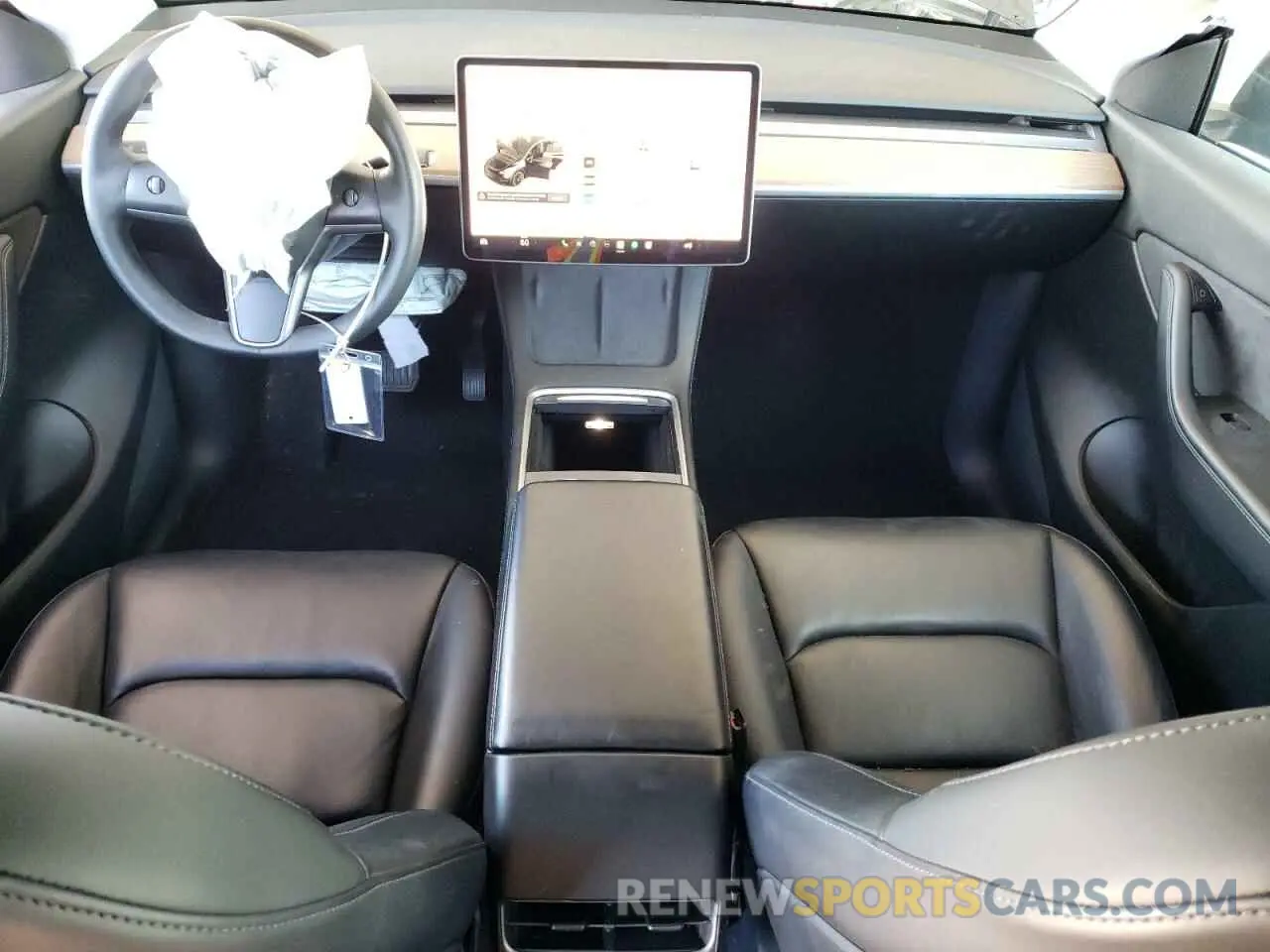 8 Photograph of a damaged car 5YJYGDEEXMF207223 TESLA MODEL Y 2021