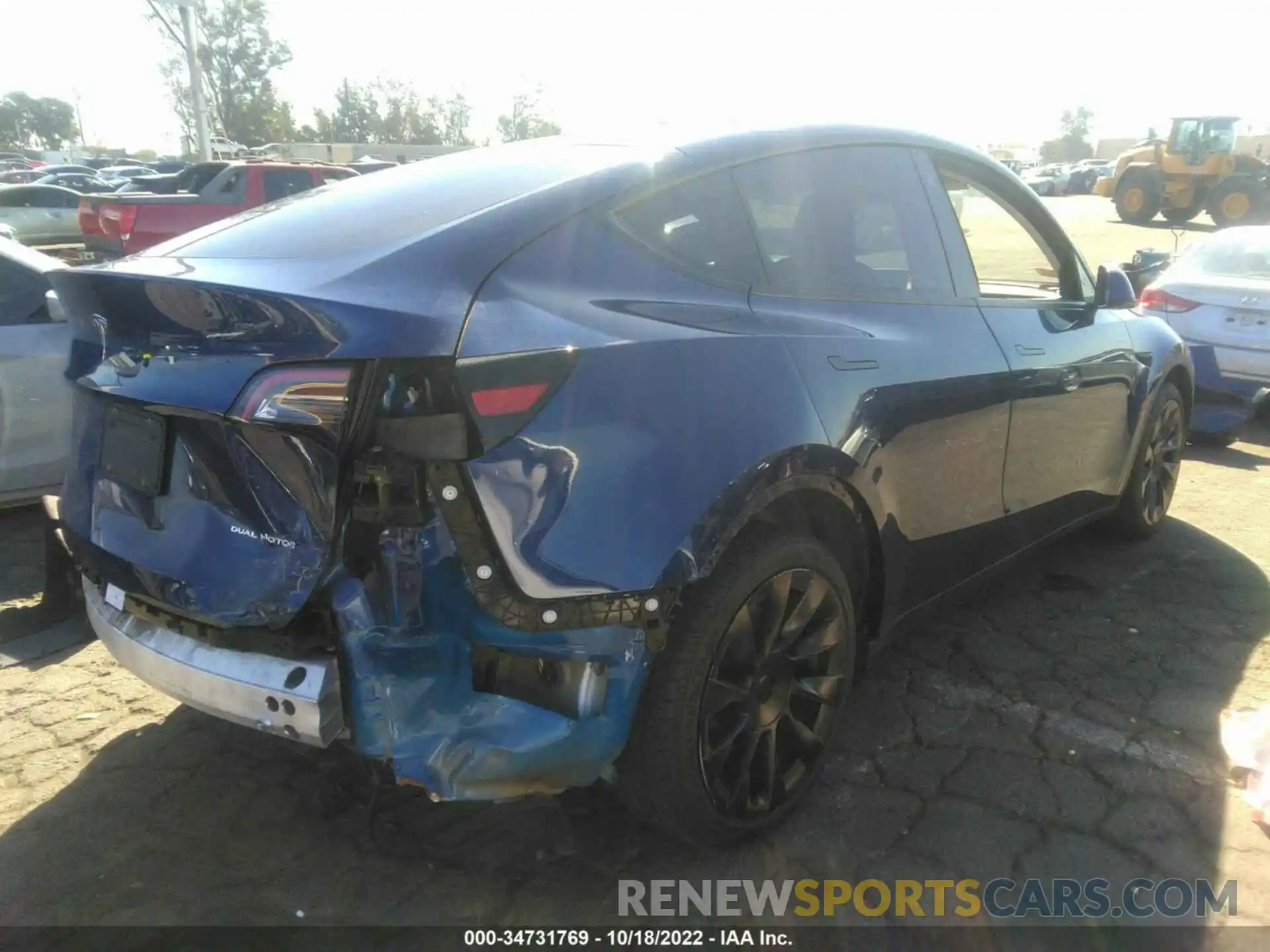 4 Photograph of a damaged car 5YJYGDEEXMF214205 TESLA MODEL Y 2021