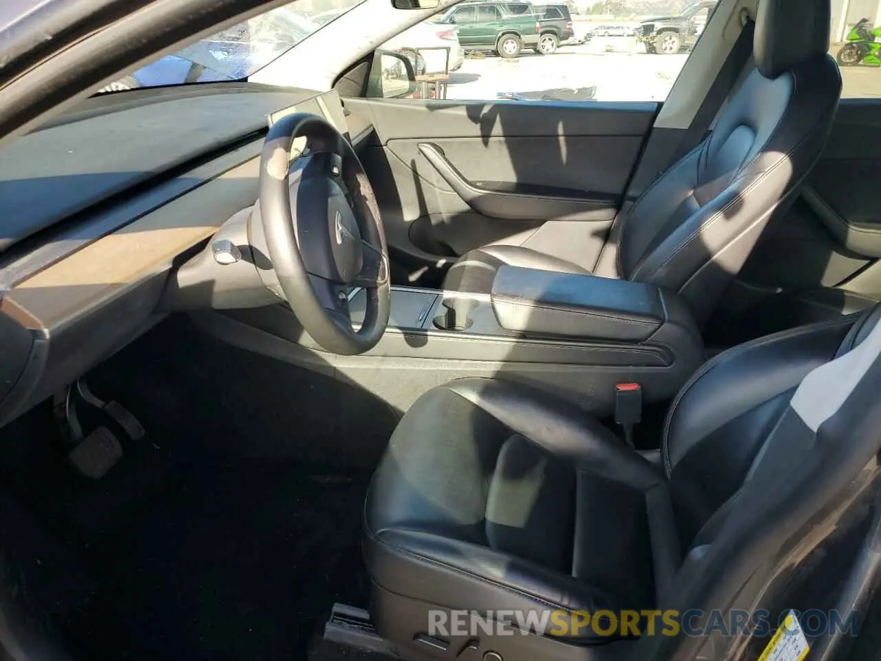 7 Photograph of a damaged car 5YJYGDEEXMF217475 TESLA MODEL Y 2021