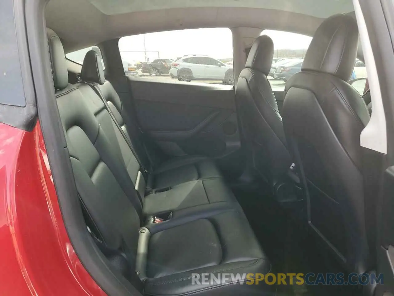 11 Photograph of a damaged car 5YJYGDEEXMF217816 TESLA MODEL Y 2021