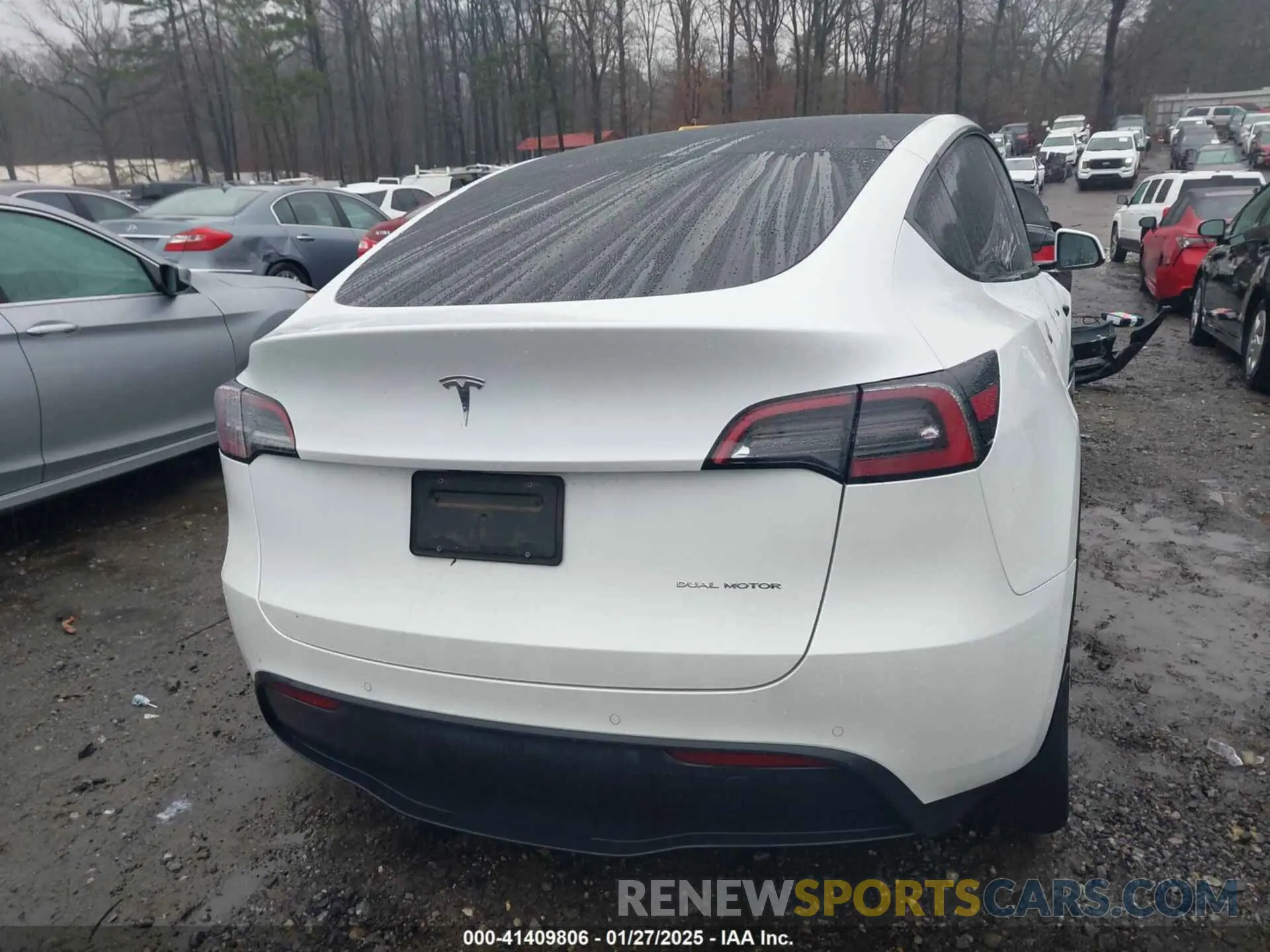 16 Photograph of a damaged car 5YJYGDEEXMF228914 TESLA MODEL Y 2021