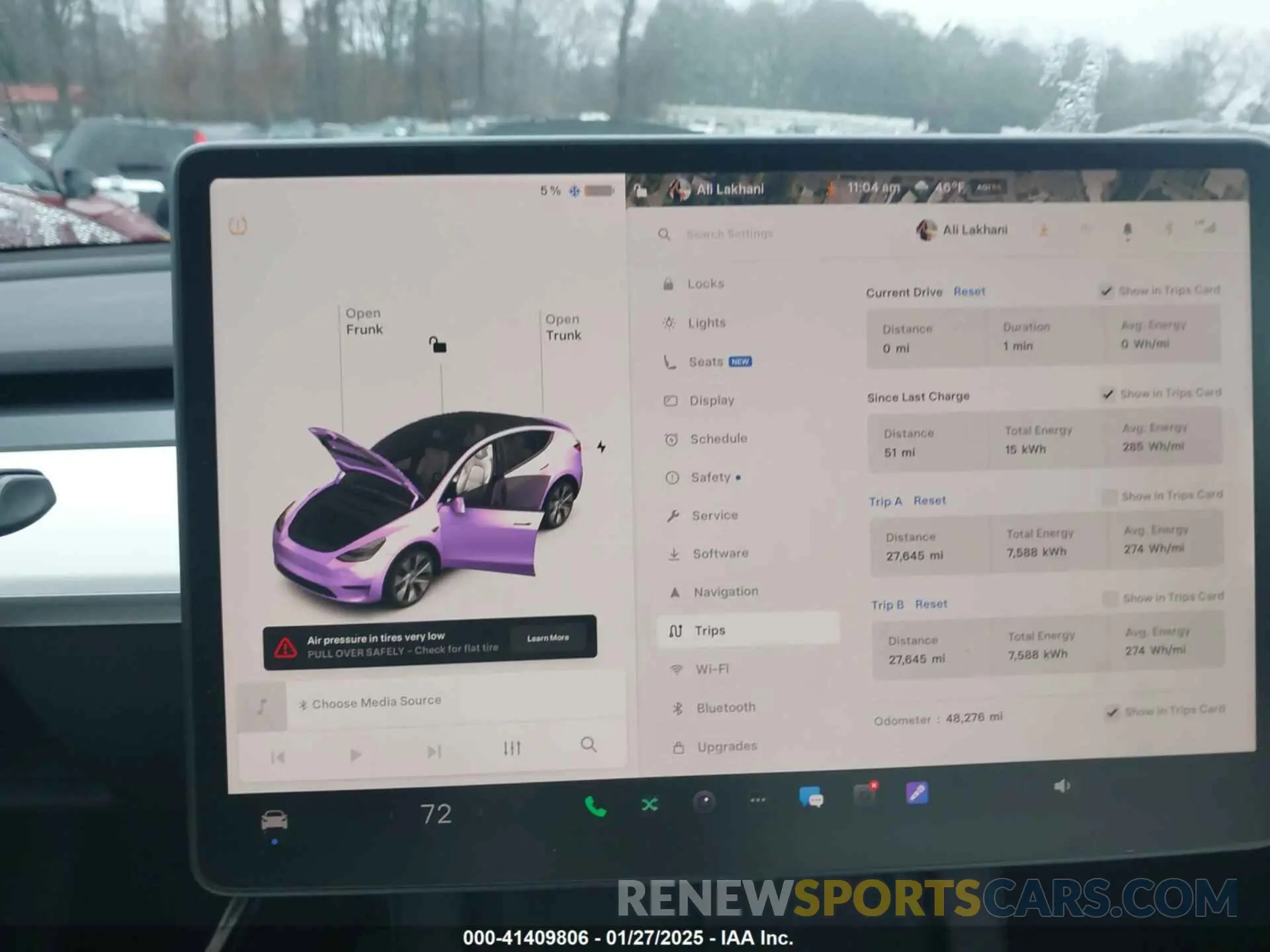 18 Photograph of a damaged car 5YJYGDEEXMF228914 TESLA MODEL Y 2021
