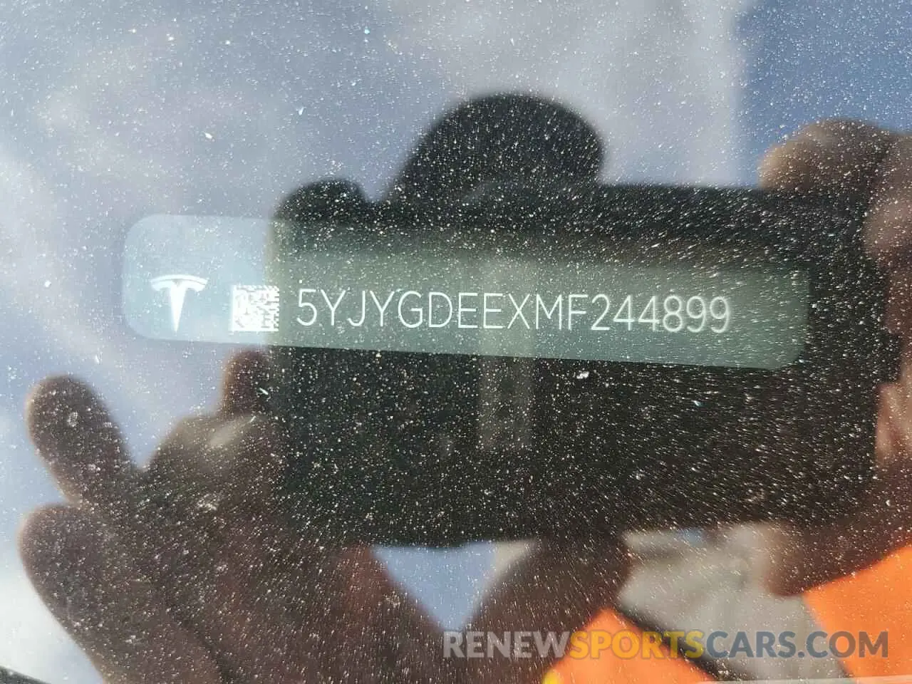13 Photograph of a damaged car 5YJYGDEEXMF244899 TESLA MODEL Y 2021