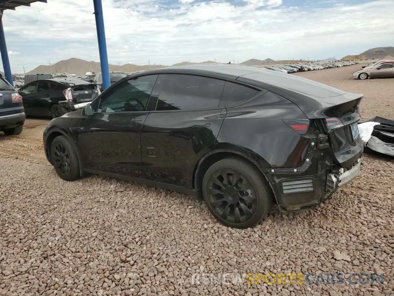 2 Photograph of a damaged car 5YJYGDEEXMF253974 TESLA MODEL Y 2021