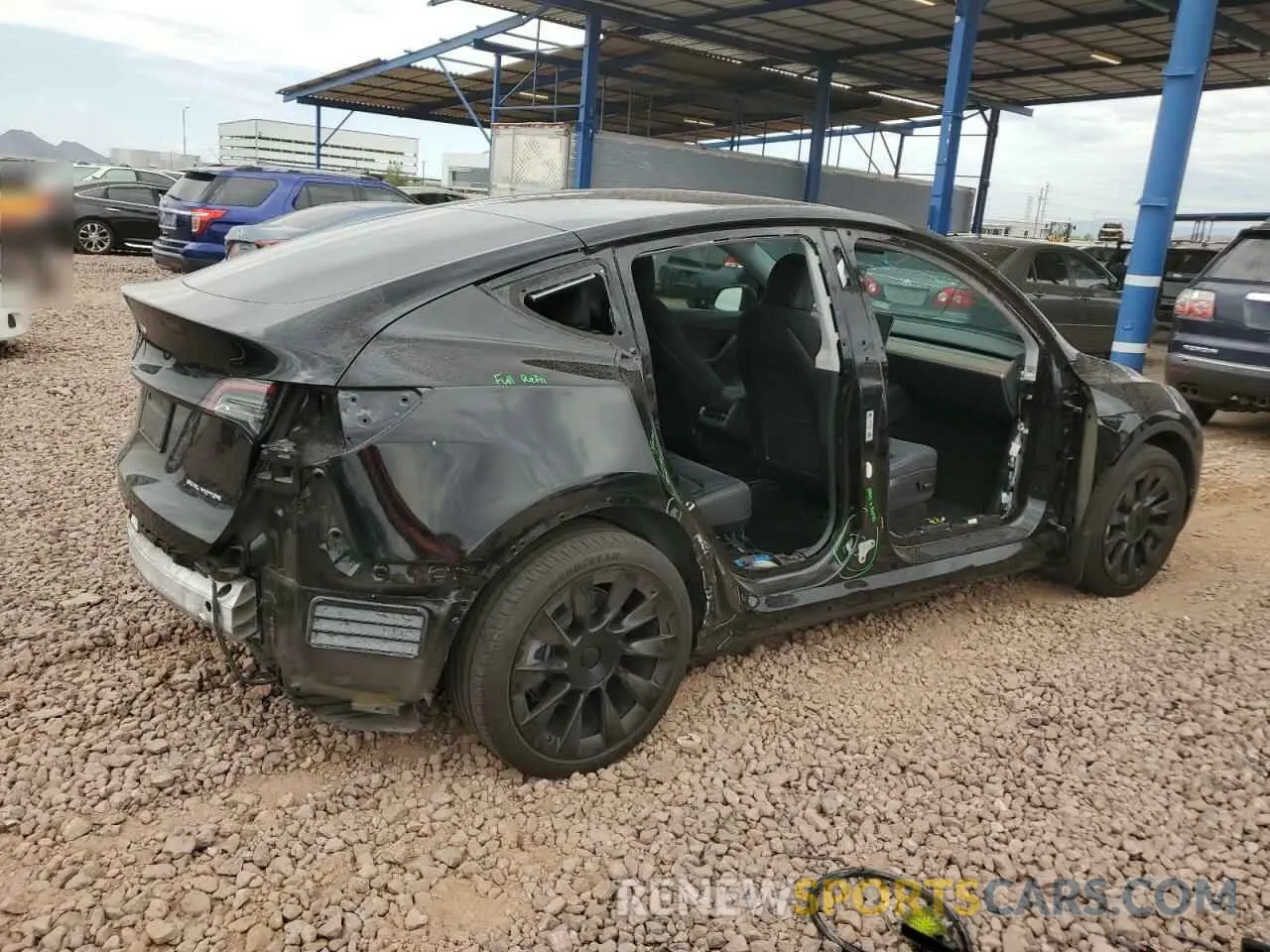 3 Photograph of a damaged car 5YJYGDEEXMF253974 TESLA MODEL Y 2021