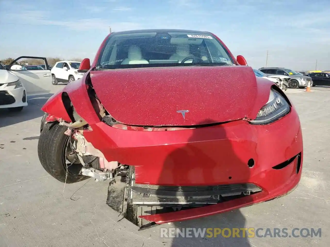 5 Photograph of a damaged car 5YJYGDEEXMF266479 TESLA MODEL Y 2021