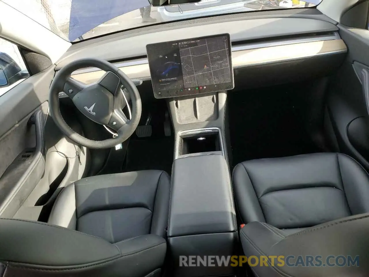 8 Photograph of a damaged car 5YJYGDEEXMF271715 TESLA MODEL Y 2021