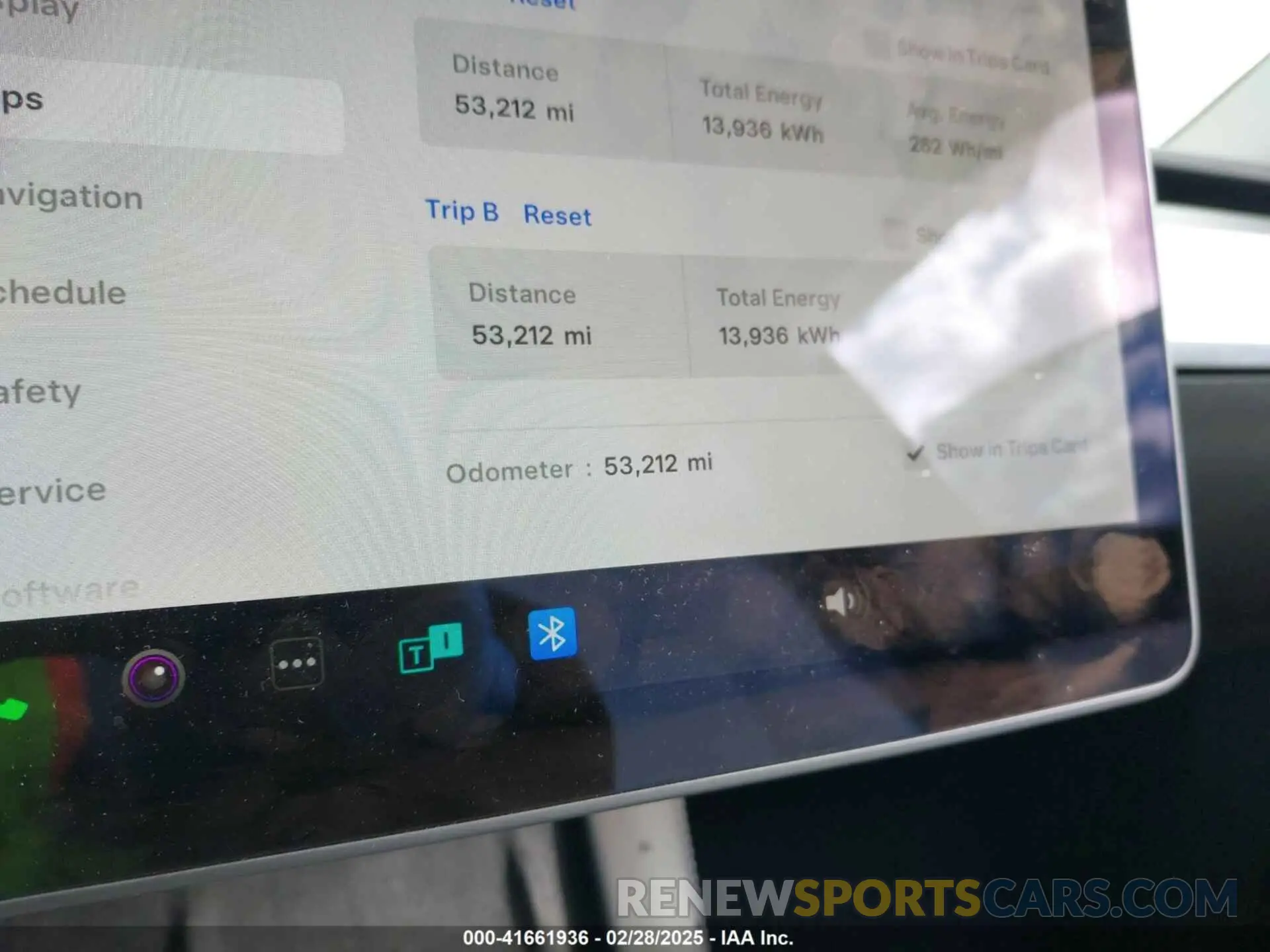 14 Photograph of a damaged car 5YJYGDEEXMF283914 TESLA MODEL Y 2021