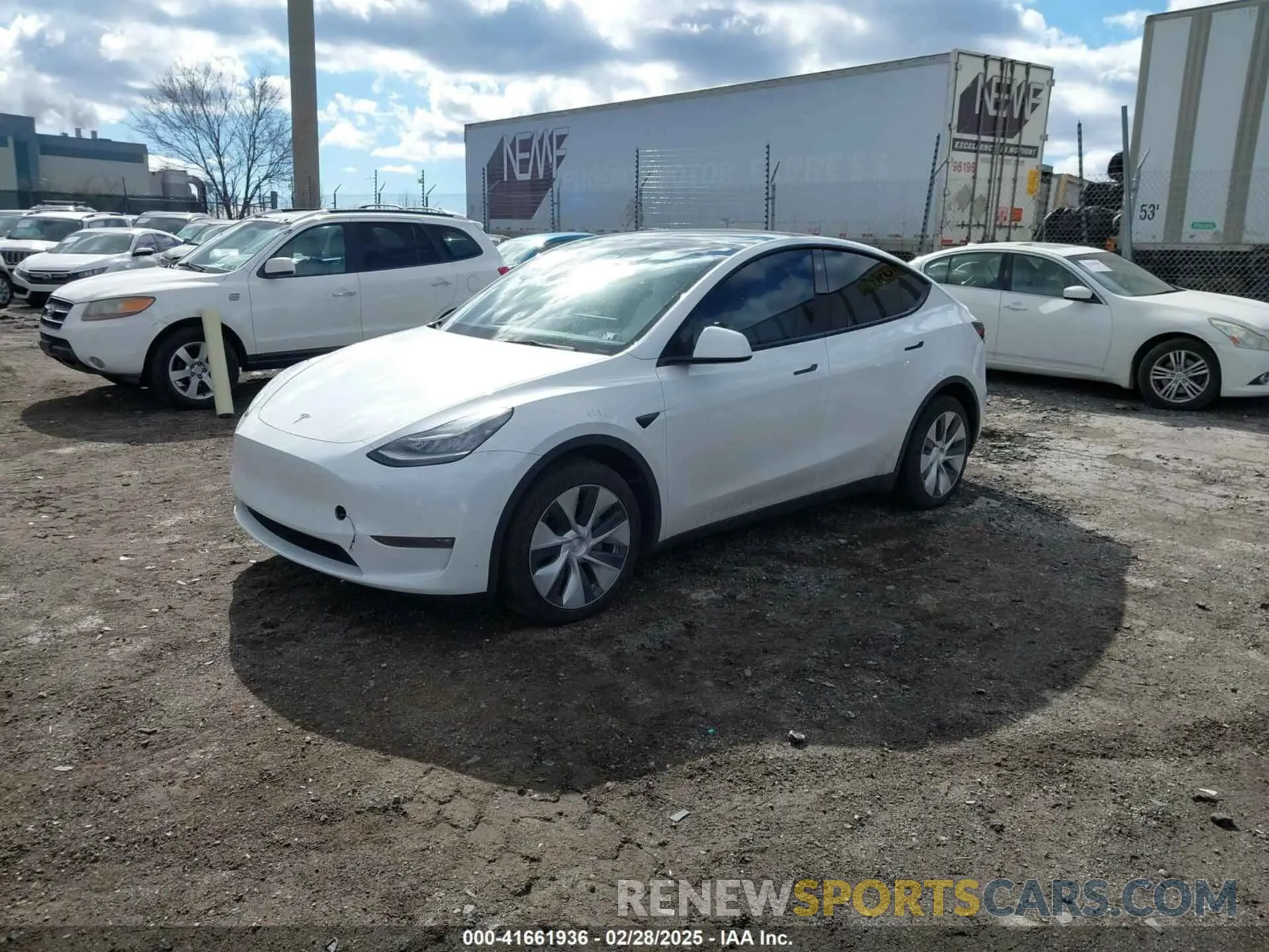 2 Photograph of a damaged car 5YJYGDEEXMF283914 TESLA MODEL Y 2021
