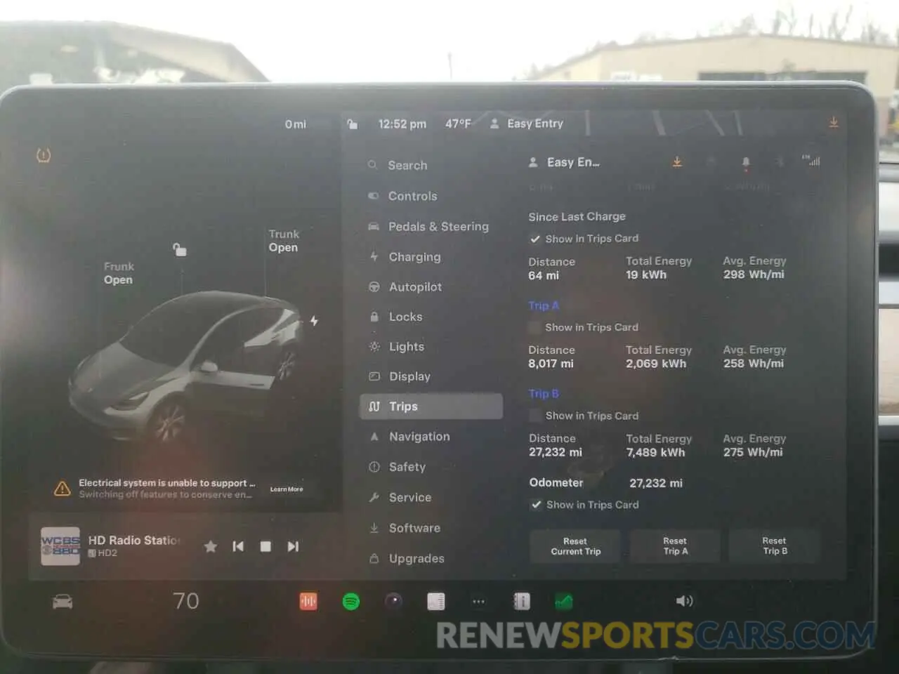 9 Photograph of a damaged car 5YJYGDEEXMF288286 TESLA MODEL Y 2021