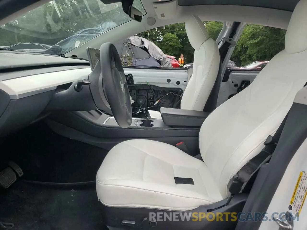 7 Photograph of a damaged car 5YJYGDEEXMF293455 TESLA MODEL Y 2021
