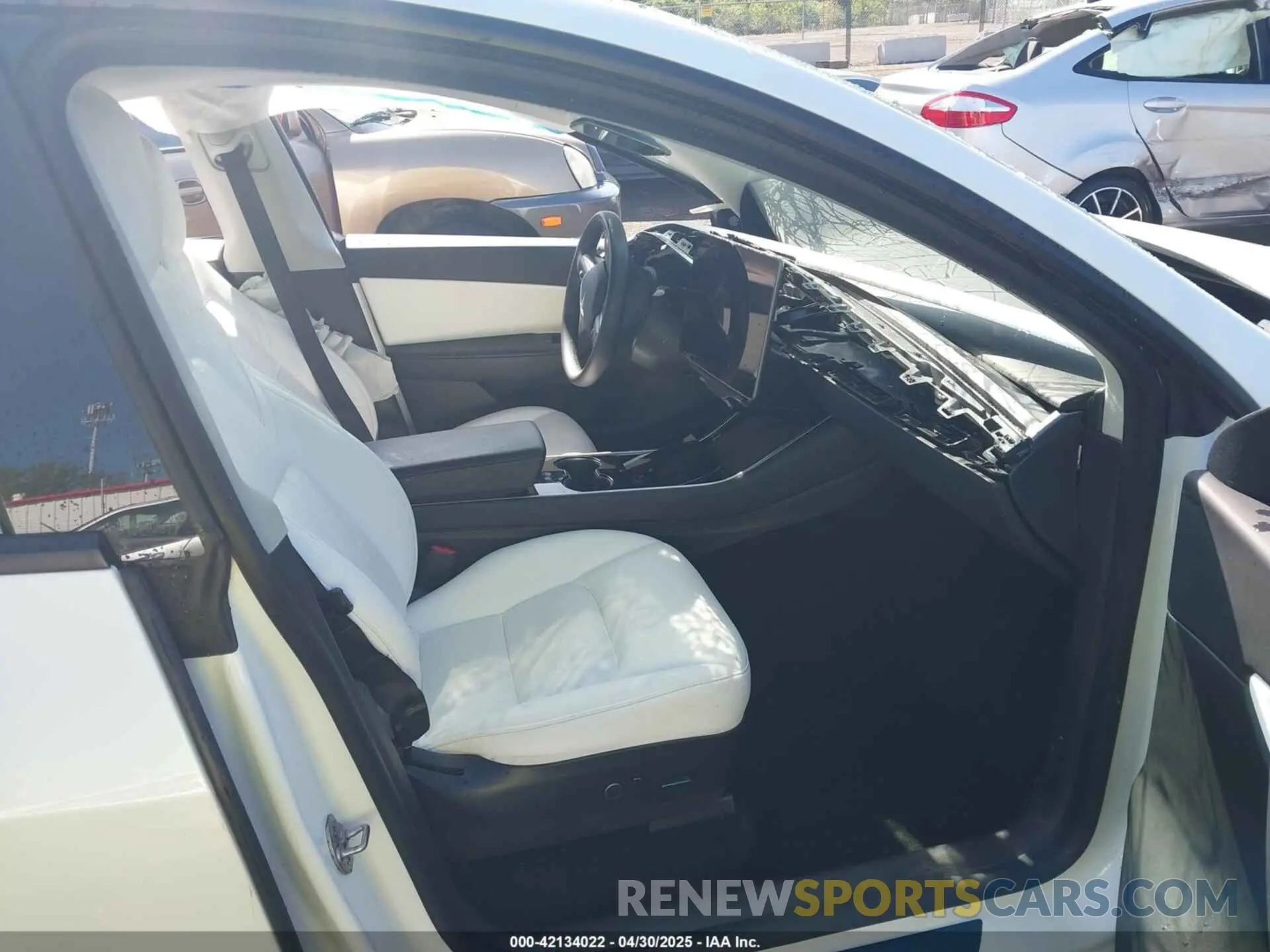 5 Photograph of a damaged car 5YJYGDEF0MF076263 TESLA MODEL Y 2021