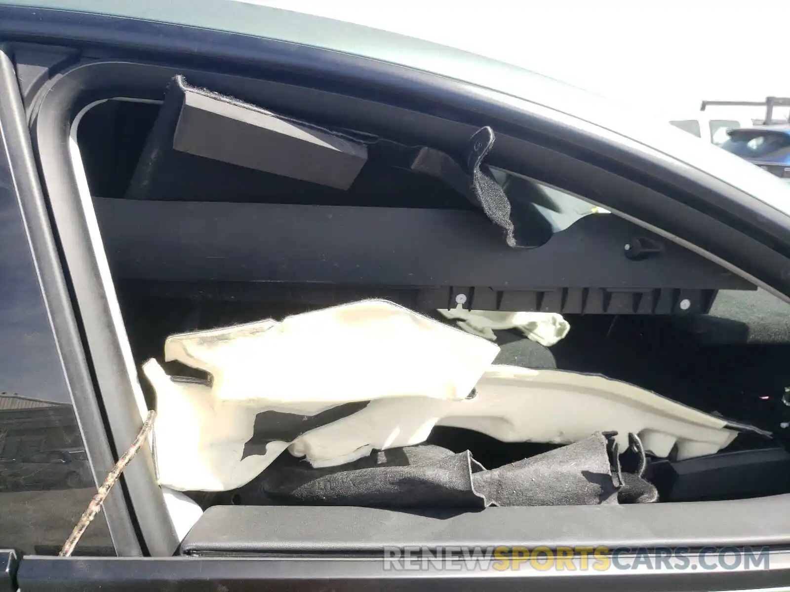 5 Photograph of a damaged car 5YJYGDEF0MF098814 TESLA MODEL Y 2021