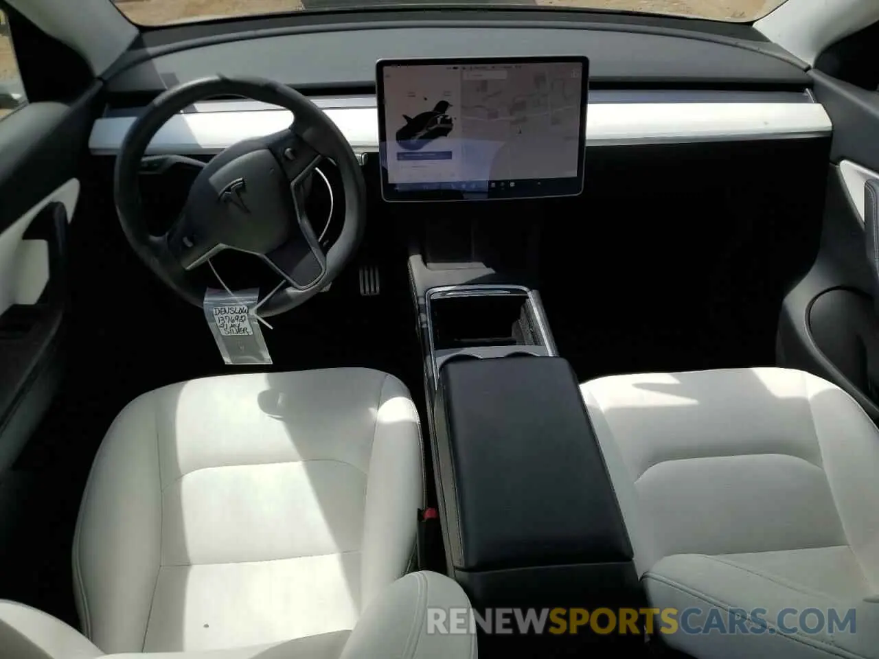 8 Photograph of a damaged car 5YJYGDEF0MF137692 TESLA MODEL Y 2021