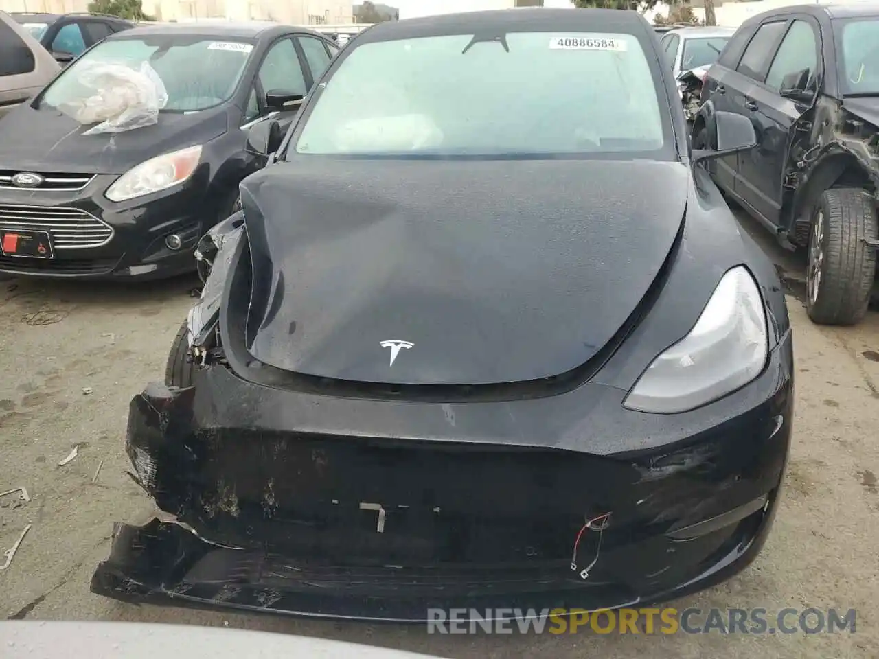 5 Photograph of a damaged car 5YJYGDEF0MF157618 TESLA MODEL Y 2021