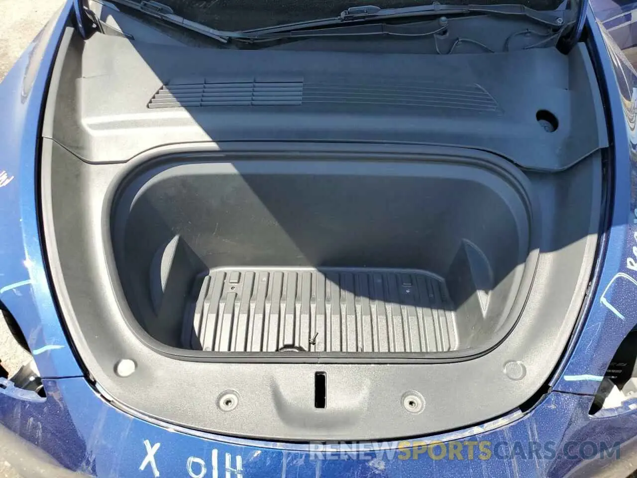 11 Photograph of a damaged car 5YJYGDEF0MF157795 TESLA MODEL Y 2021