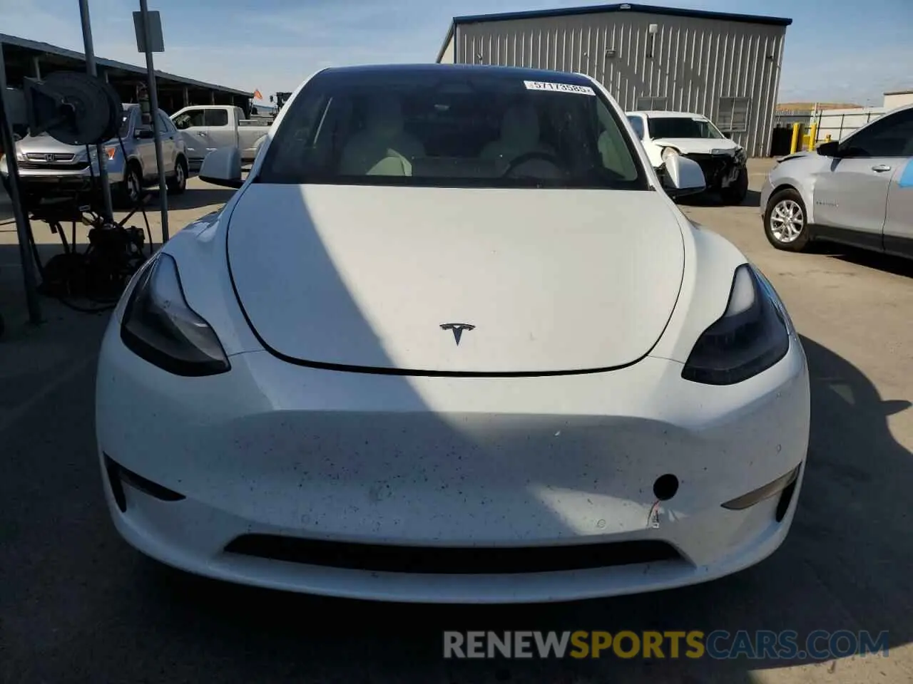 5 Photograph of a damaged car 5YJYGDEF0MF196970 TESLA MODEL Y 2021