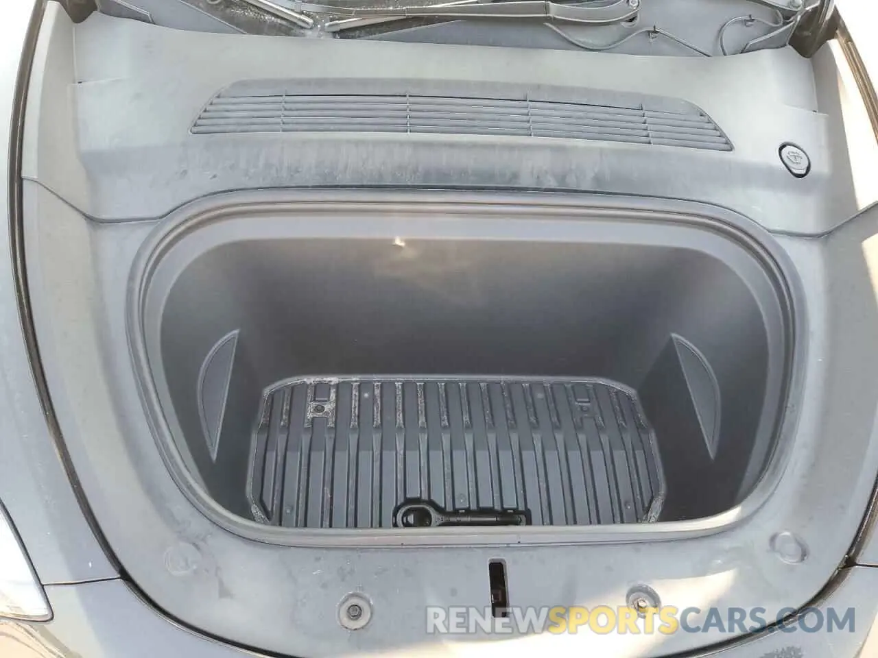 12 Photograph of a damaged car 5YJYGDEF0MF239915 TESLA MODEL Y 2021