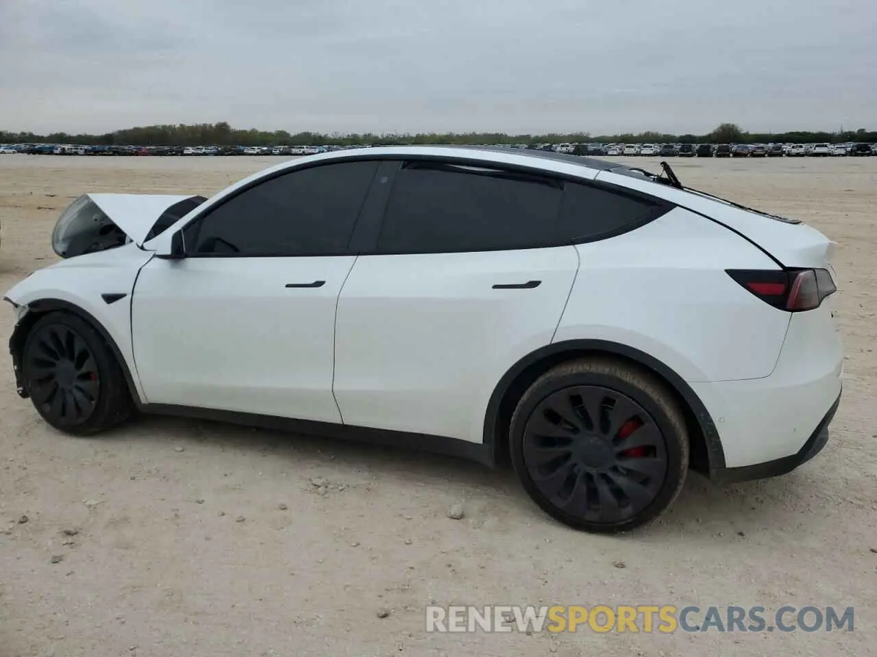 2 Photograph of a damaged car 5YJYGDEF0MF267326 TESLA MODEL Y 2021