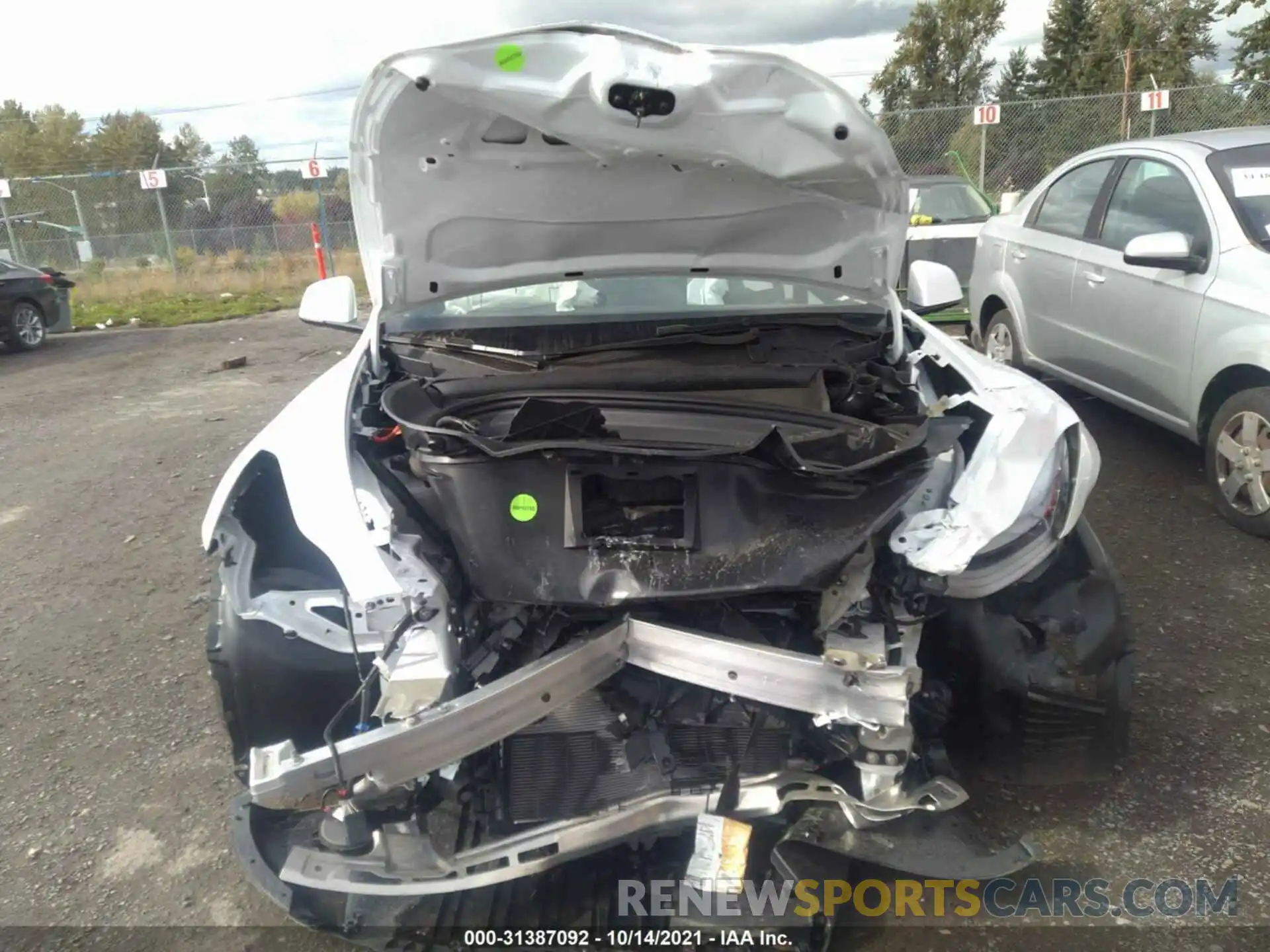 6 Photograph of a damaged car 5YJYGDEF0MF270842 TESLA MODEL Y 2021