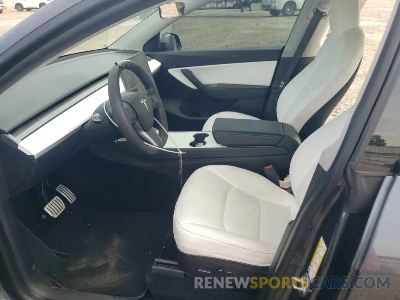 7 Photograph of a damaged car 5YJYGDEF1MF072108 TESLA MODEL Y 2021