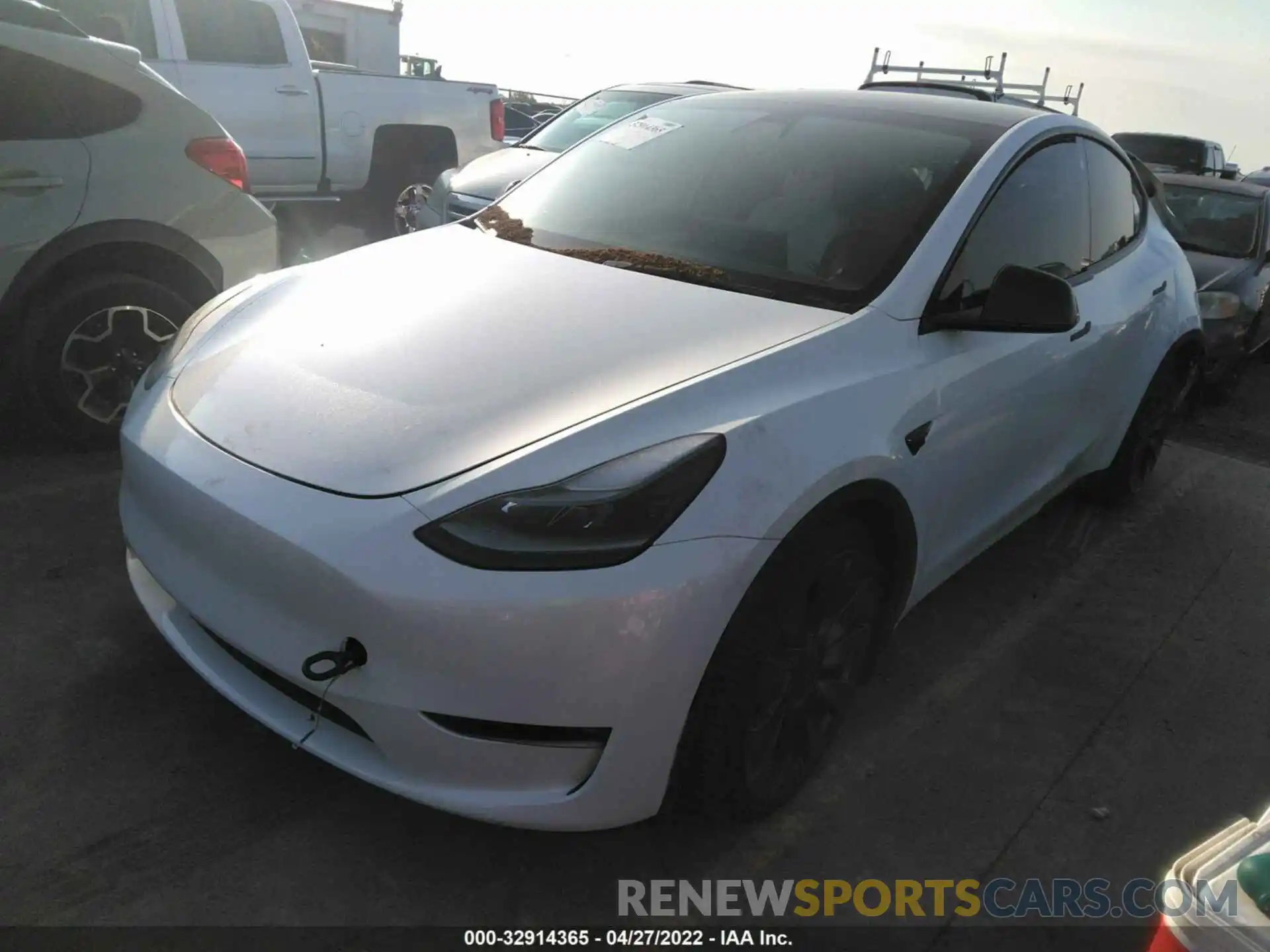 2 Photograph of a damaged car 5YJYGDEF1MF215879 TESLA MODEL Y 2021