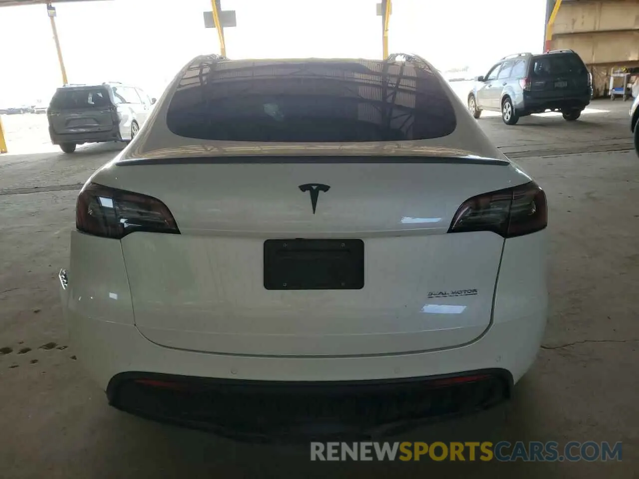 6 Photograph of a damaged car 5YJYGDEF1MF244573 TESLA MODEL Y 2021