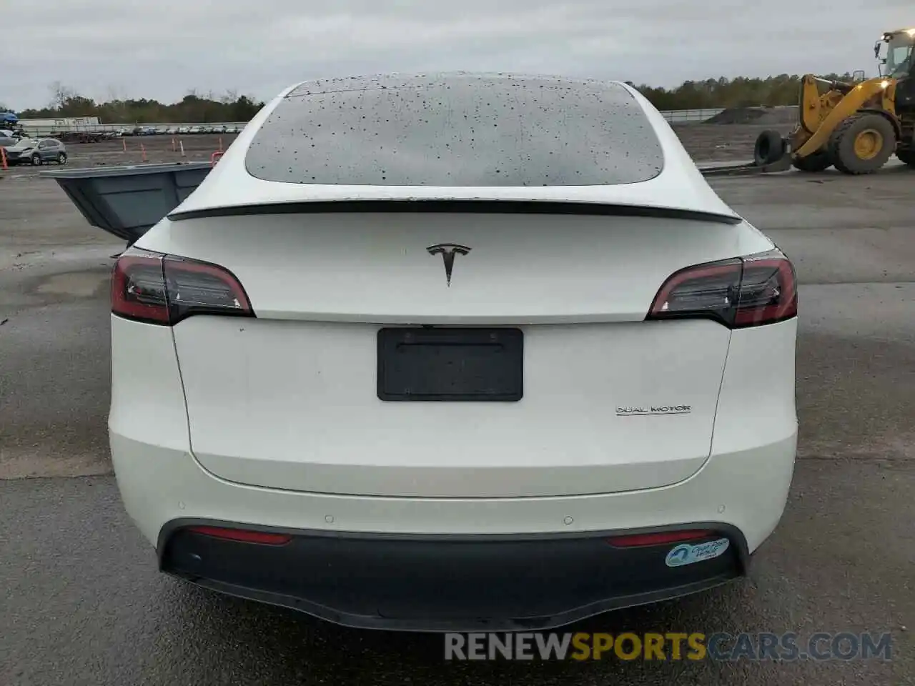 6 Photograph of a damaged car 5YJYGDEF1MF246582 TESLA MODEL Y 2021