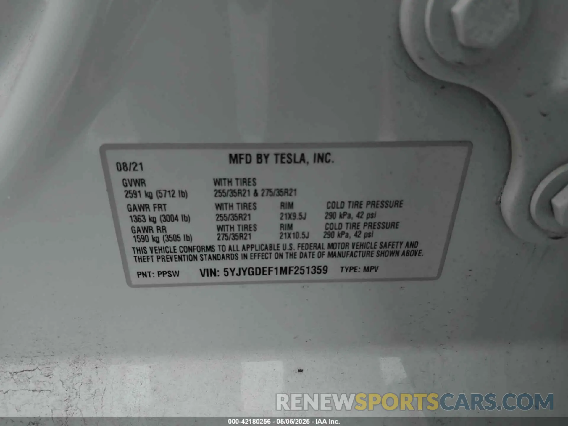 9 Photograph of a damaged car 5YJYGDEF1MF251359 TESLA MODEL Y 2021