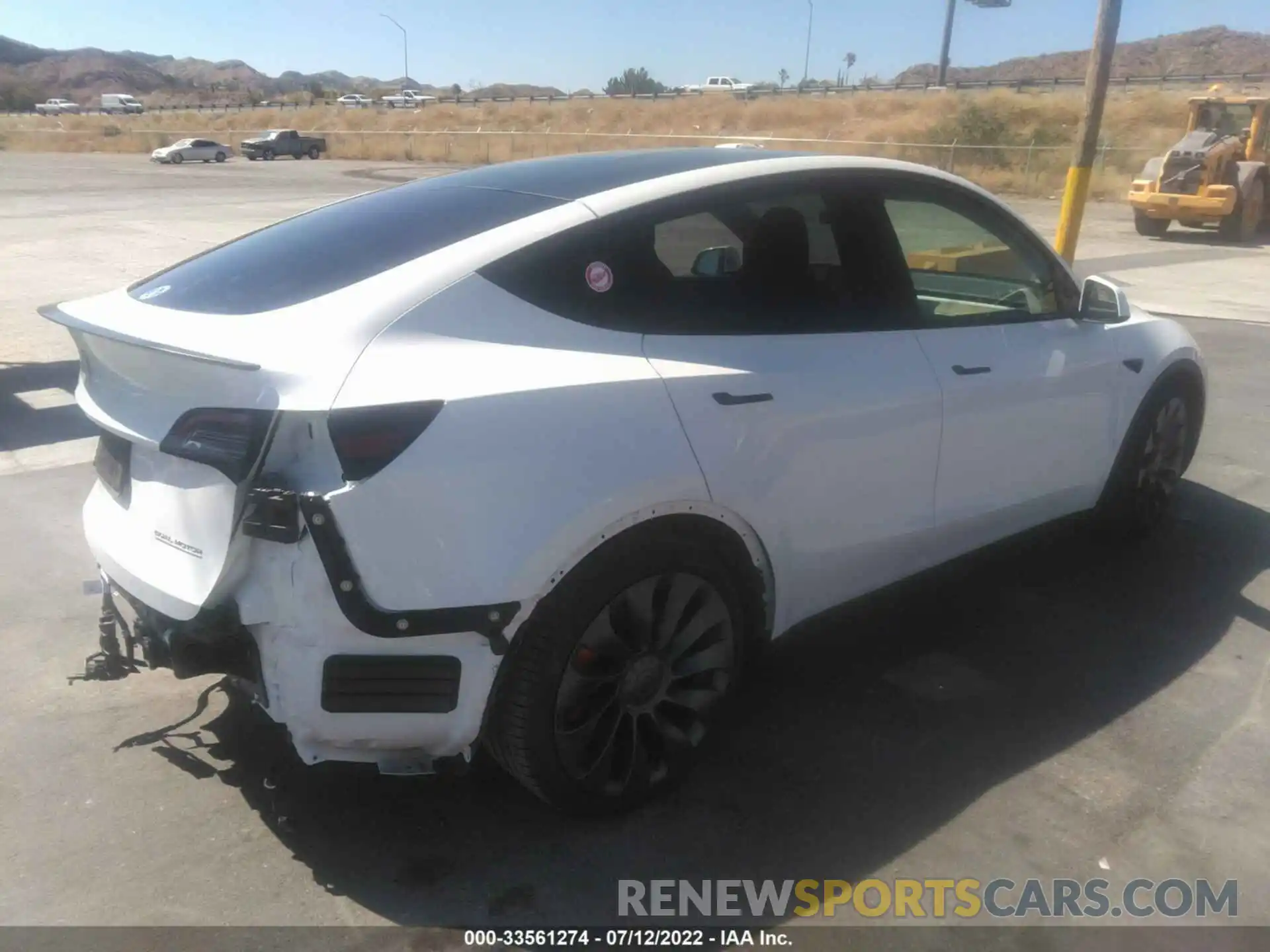 4 Photograph of a damaged car 5YJYGDEF1MF257727 TESLA MODEL Y 2021