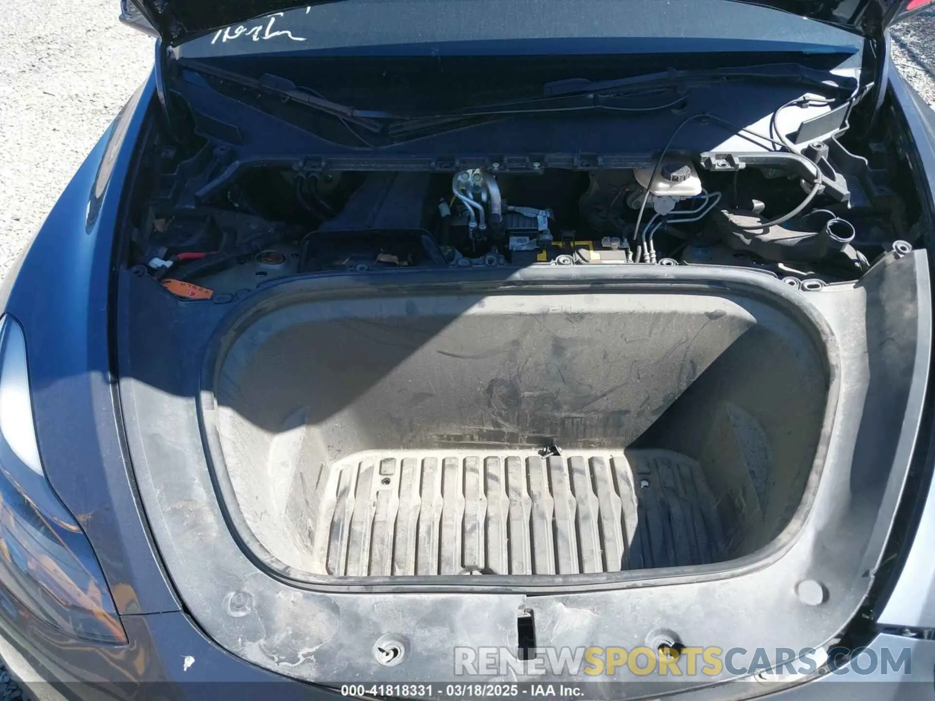 10 Photograph of a damaged car 5YJYGDEF1MF268405 TESLA MODEL Y 2021