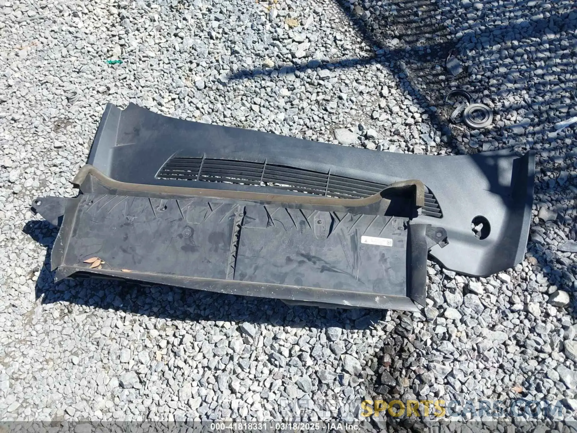 11 Photograph of a damaged car 5YJYGDEF1MF268405 TESLA MODEL Y 2021