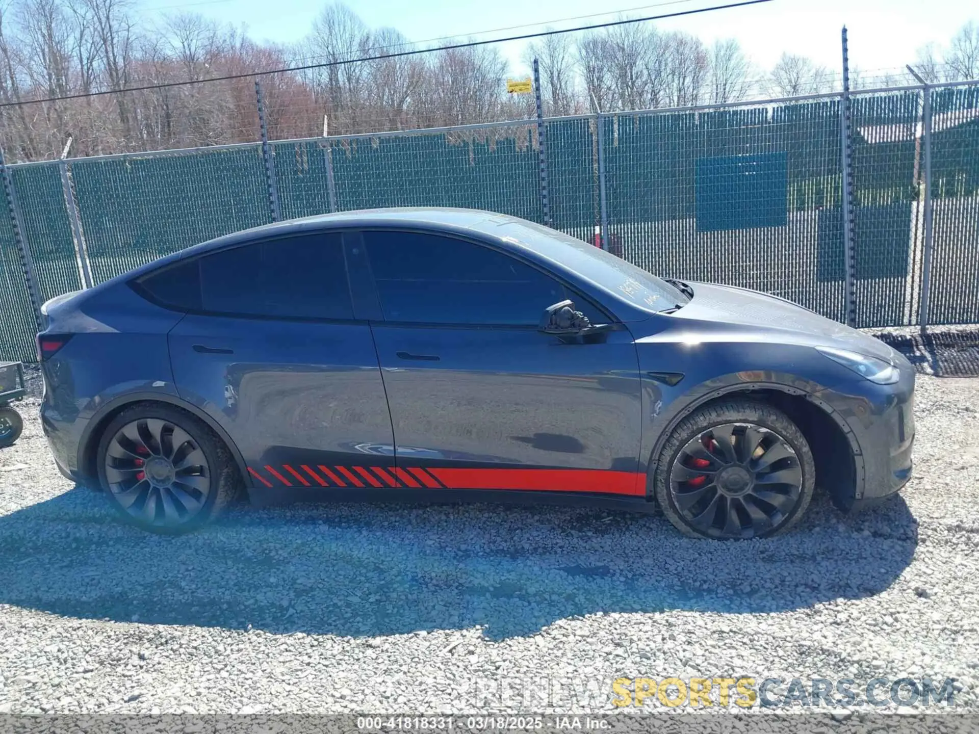 13 Photograph of a damaged car 5YJYGDEF1MF268405 TESLA MODEL Y 2021