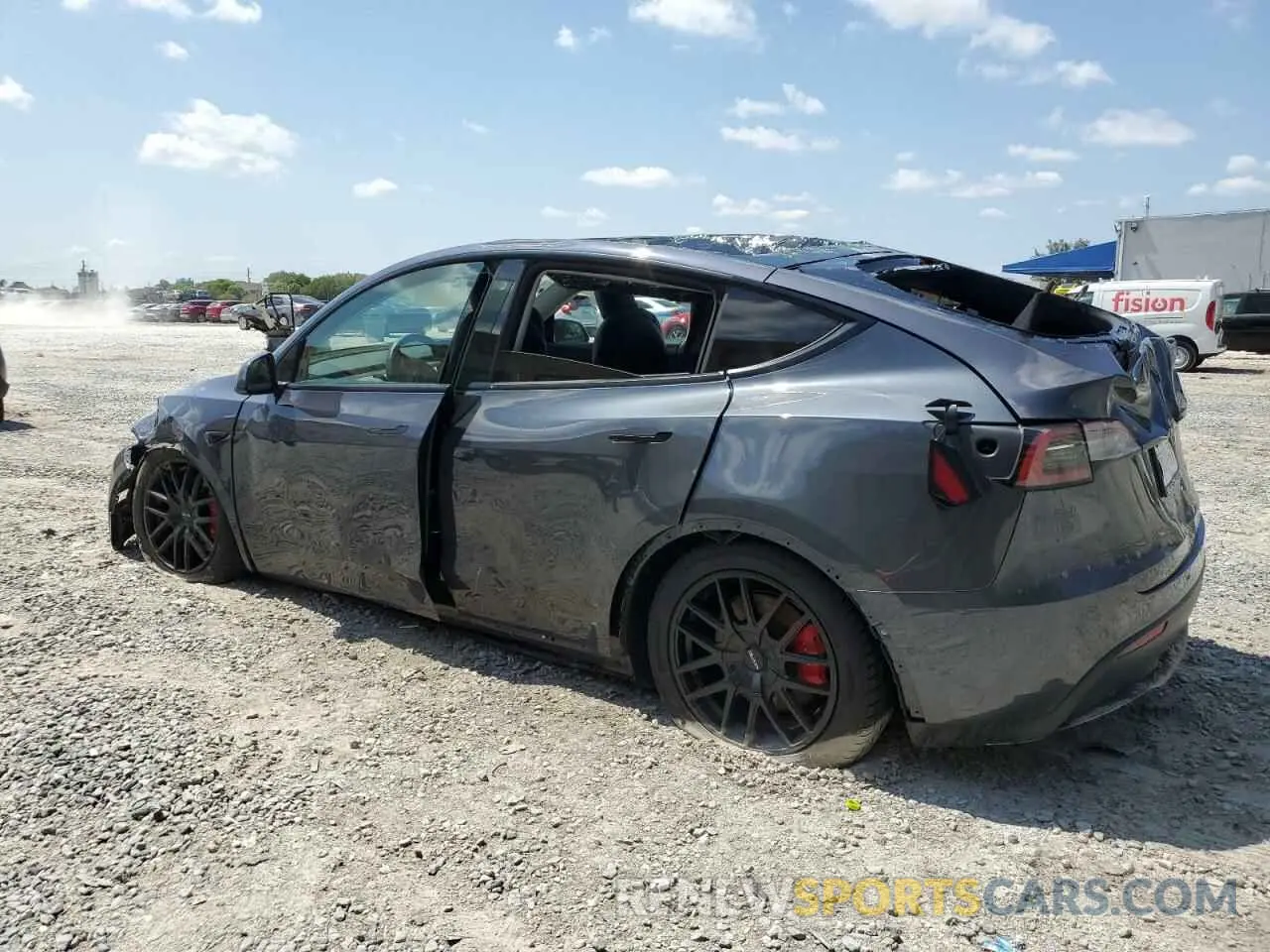2 Photograph of a damaged car 5YJYGDEF1MF269294 TESLA MODEL Y 2021