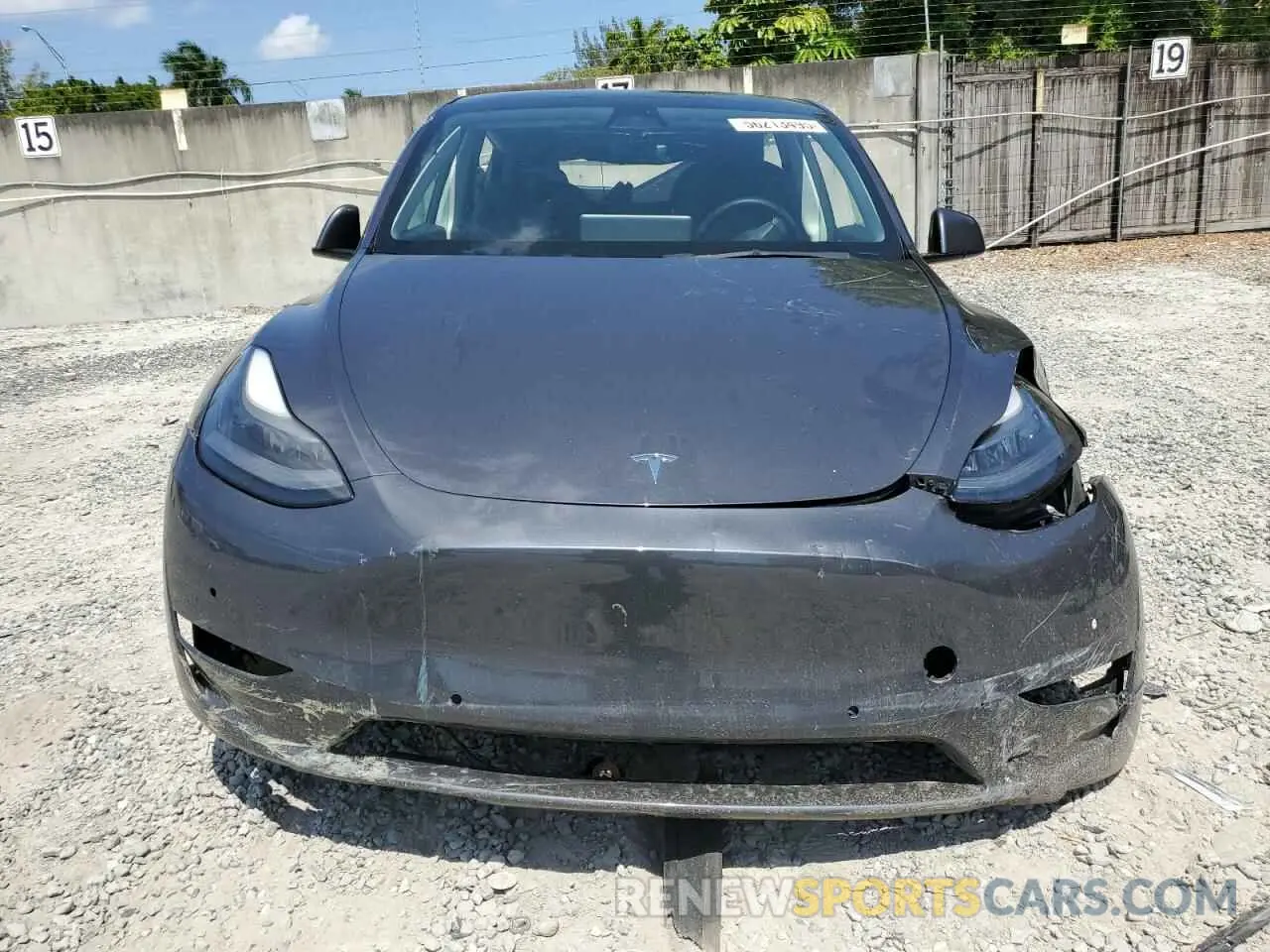 5 Photograph of a damaged car 5YJYGDEF1MF269294 TESLA MODEL Y 2021