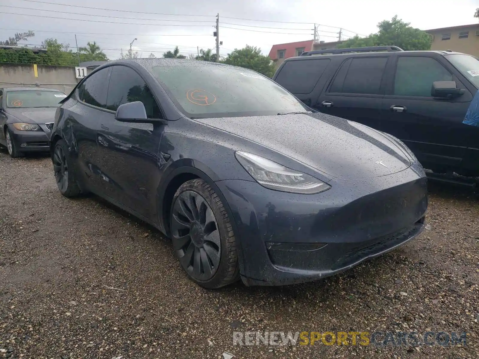 1 Photograph of a damaged car 5YJYGDEF2MF081450 TESLA MODEL Y 2021