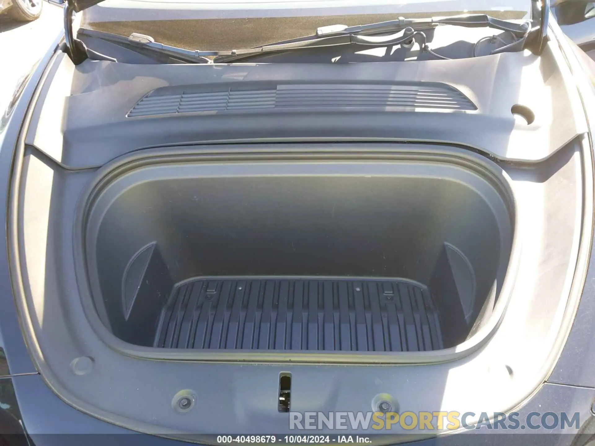 10 Photograph of a damaged car 5YJYGDEF2MF097986 TESLA MODEL Y 2021
